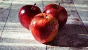 Apples are weight loss friendly foods