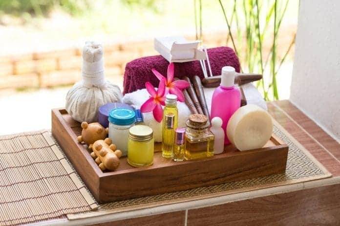 Great aromatherapy oil spa box