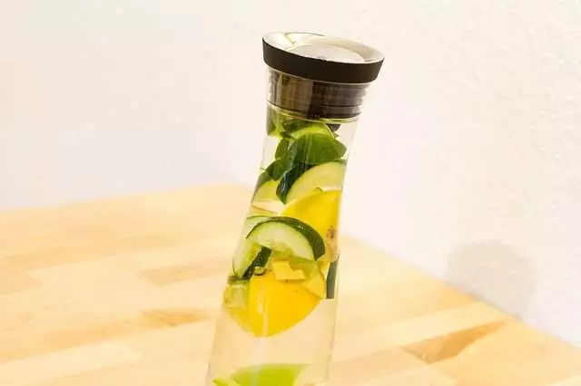 lemon and cucumber water benefits