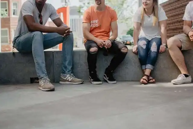 Conflict Avoidance: 5 Harmful Effects and Ways to Overcome. 6 kate kalvach YUyueCkd7Tk unsplash
