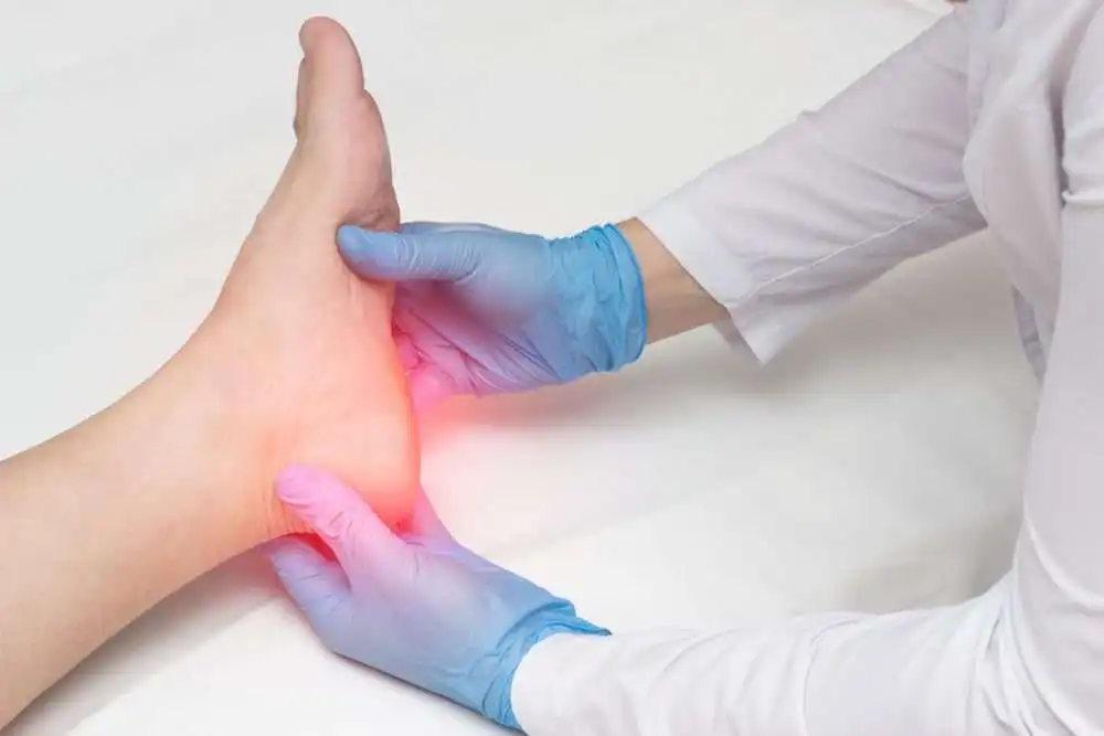 How to Cure Plantar Fasciitis in 1 Week: 10 Best Options 3 shutterstock 1246554283
