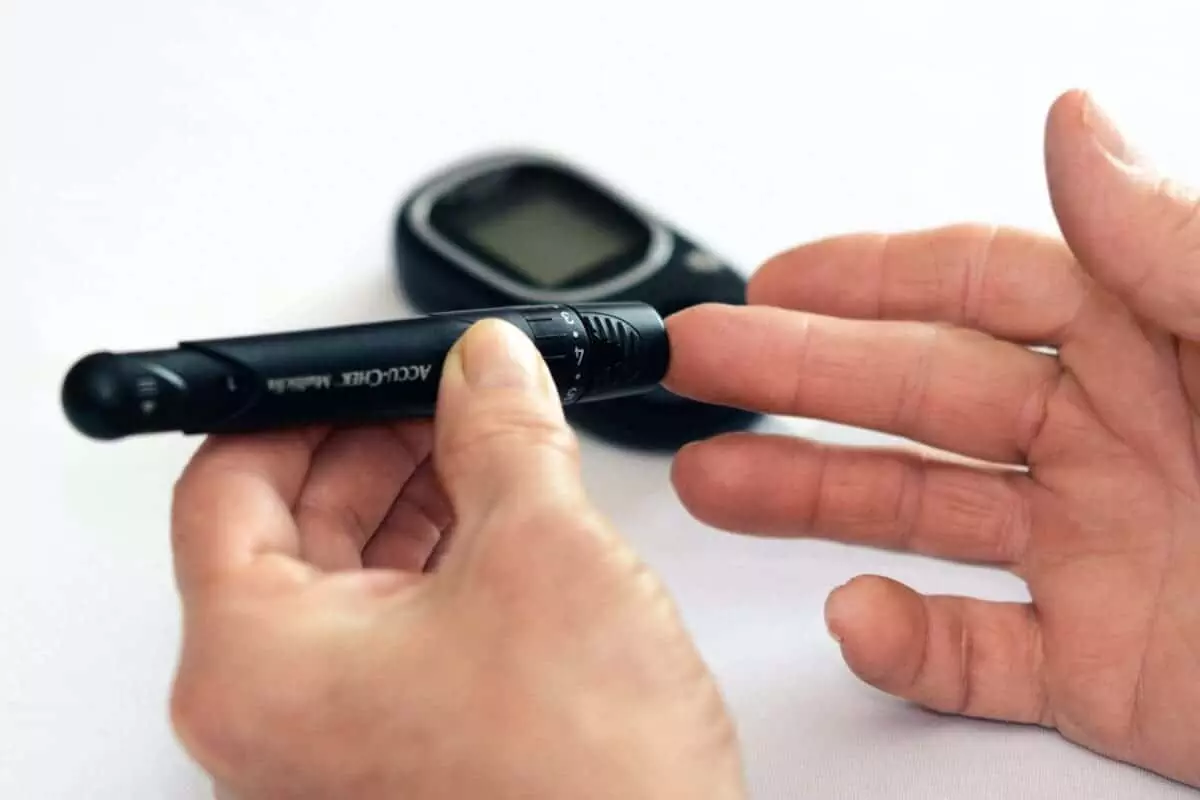 What are the early signs of Diabetes?