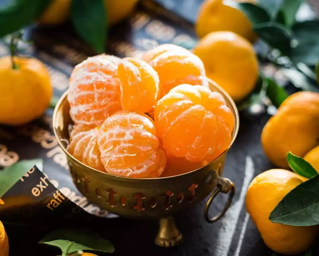 Orange: A potassium rich fruit.