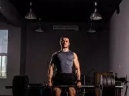 What muscles do deadlifts work?